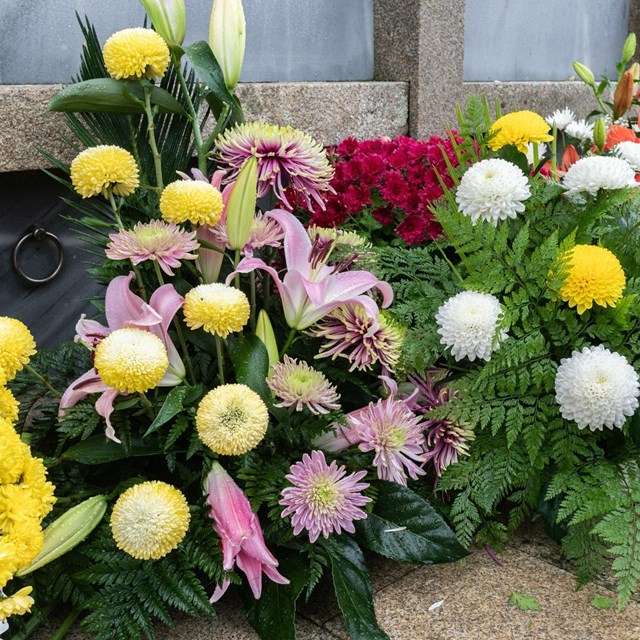 Especialistas en arreglos florales funerarios